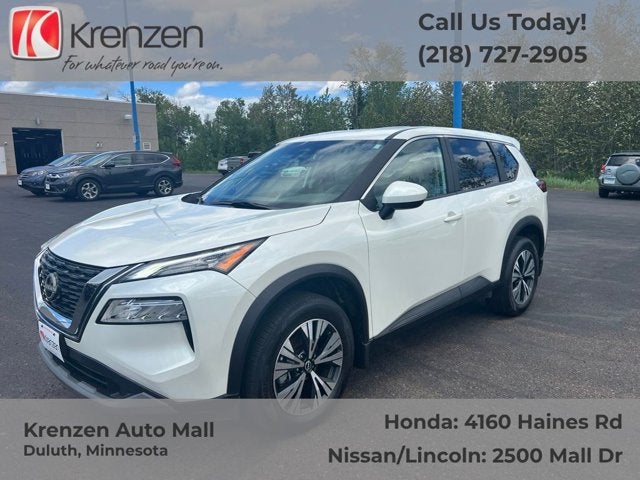 2023 Nissan Rogue SV in Pearl White Tricoat — front three-quarter view