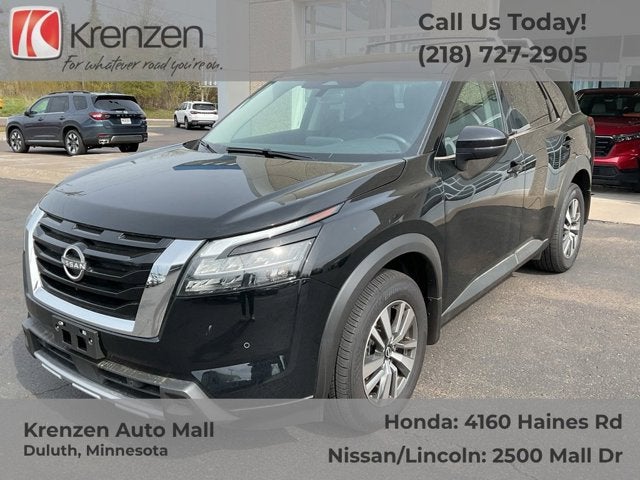 2025 Nissan Pathfinder SL in Super Black — front three-quarter view