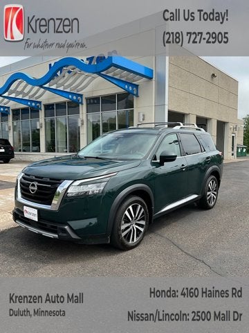2024 Nissan Pathfinder Platinum in Obsidian Green Pearl — front three-quarter view
